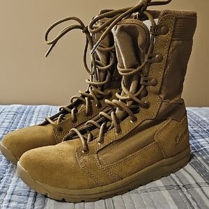 Danner Tachyon 8 Coyote Boots